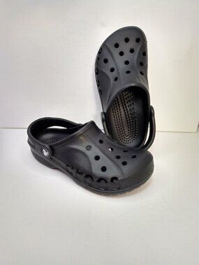 Crocs Baya Clog Unisex Black Women's 8 Men's 6 Slip-On Waterproof Beach